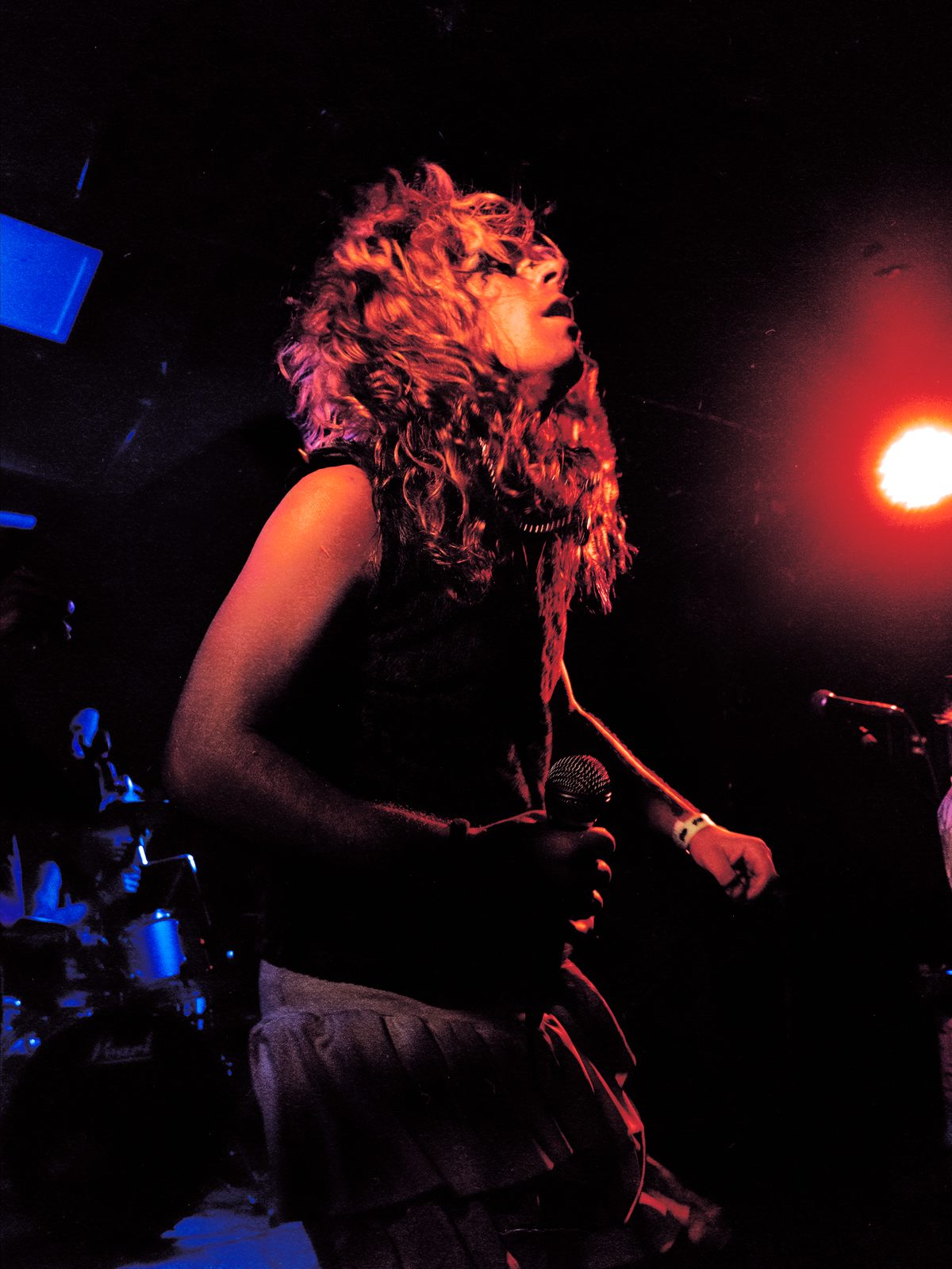 Henry Krow, baterista da ISOTOPXS
